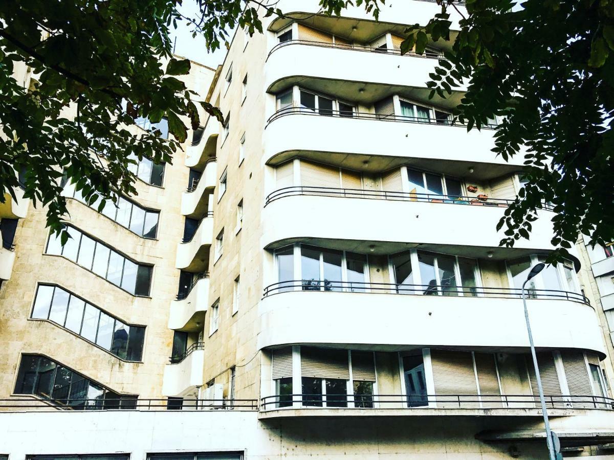Spacious Bauhaus Icon Flat With Fitness Room In Central Buda, Close To The River And Margaret Island Budapest Exterior foto