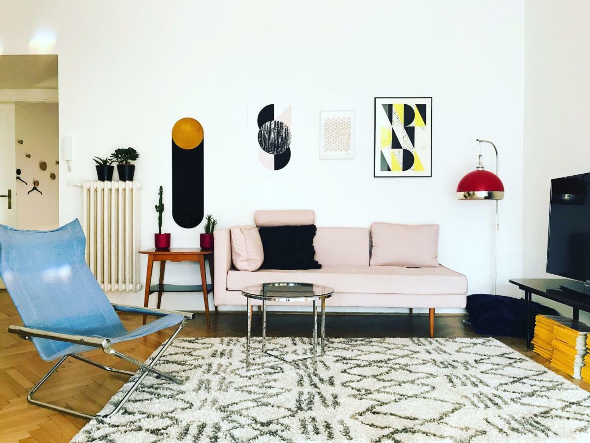 Spacious Bauhaus Icon Flat With Fitness Room In Central Buda, Close To The River And Margaret Island Budapest Exterior foto
